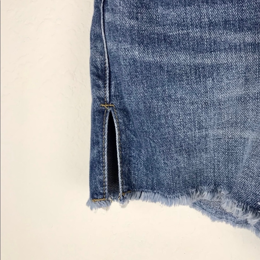 BDG MID RISE DENIM SHORTS - Picture 5 of 5